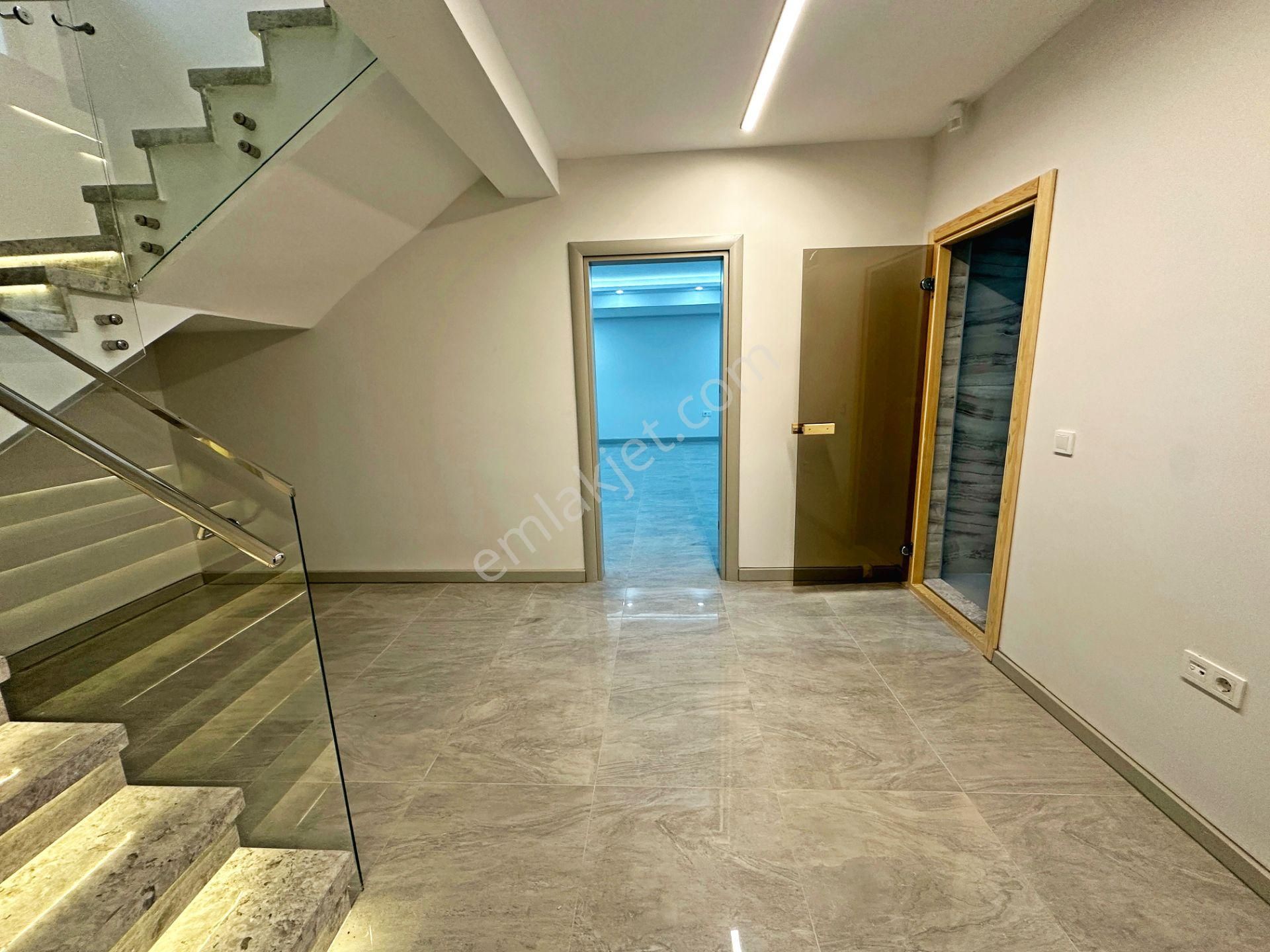 Ayanoğlun'dan Gürede Denize Panoramik Deniz Manzaralı Havuzlu Genişl 7+1 Satılık Tam Müstakil Villa - Görsel 13