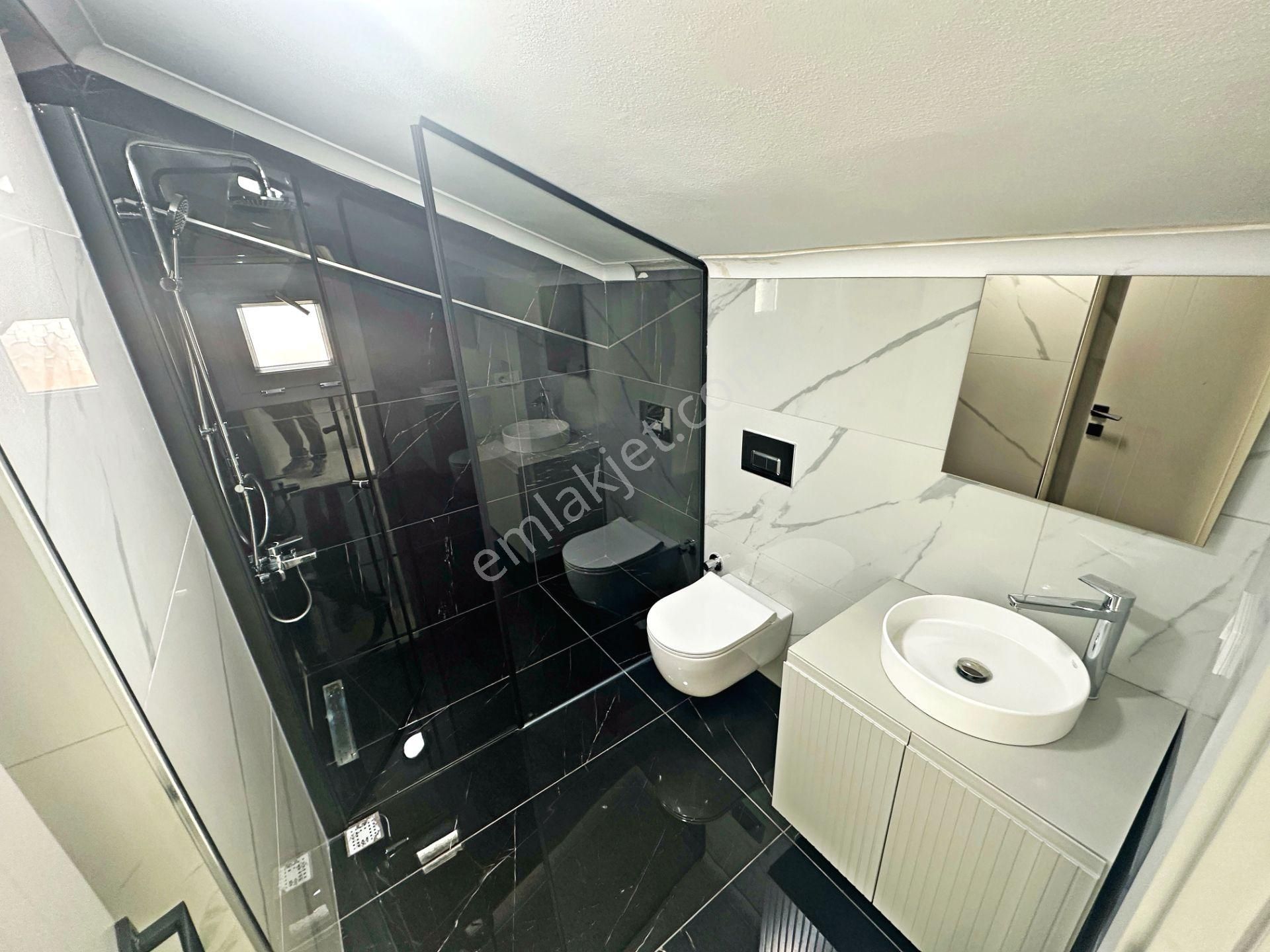 Ayanoğlun'dan Gürede Denize Panoramik Deniz Manzaralı Havuzlu Genişl 7+1 Satılık Tam Müstakil Villa - Görsel 30