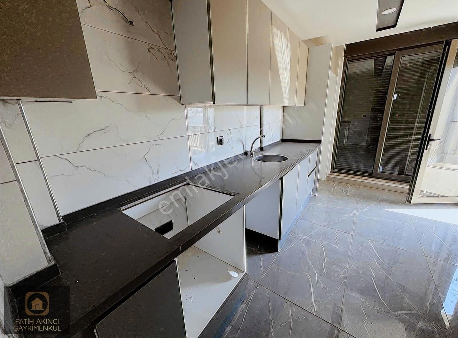 Demirel Mah.de Asansörlü 3. Kat | Gbk Cepheli, Çift Balkonlu - Görsel 9