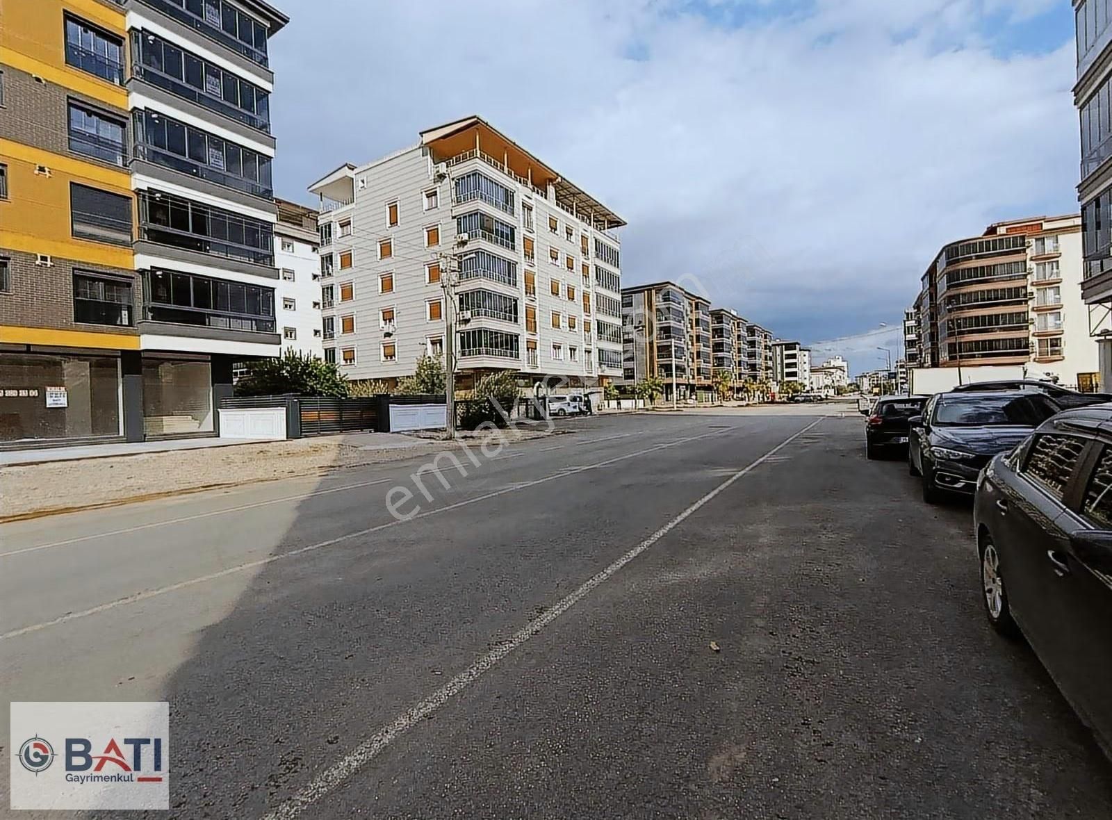 Torbalı Batı Gayrimenkul Den Kiralık Köşe Başı Dükkan - Görsel 5