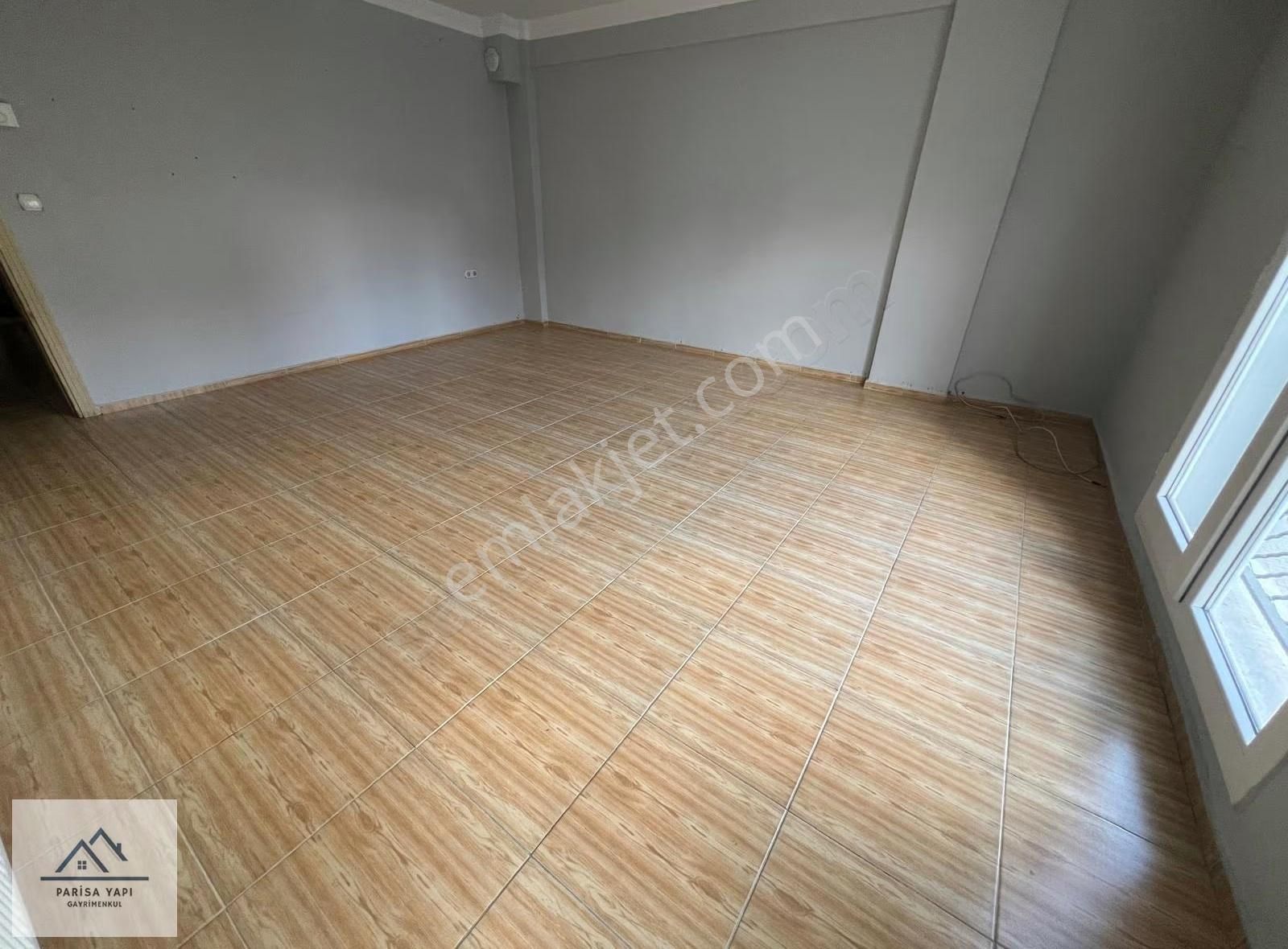 Bucaparisa'dan D.gazlı Arakat Çift Cepheli Aile Apt Kiralık 2+1 - Görsel 8