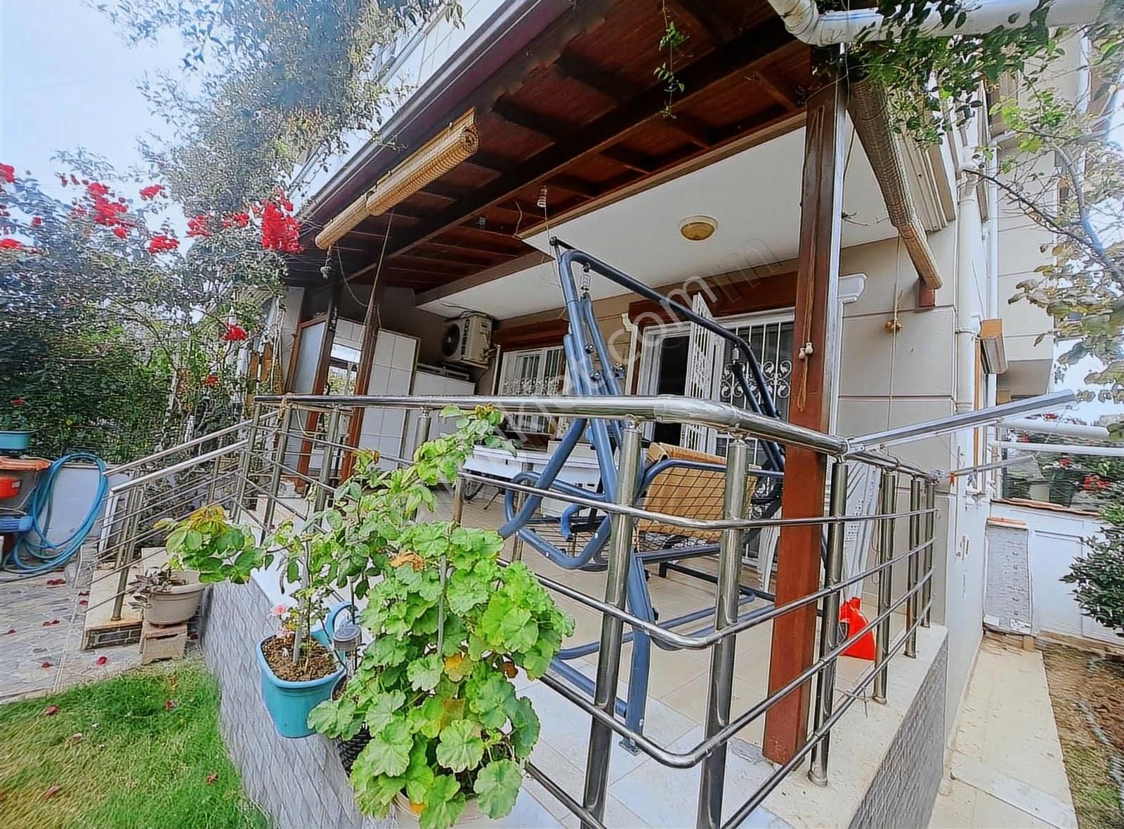 İzmir Seferihisar Doğanbey De Satılık 5+1 Villa Denize 400 M - Görsel 15