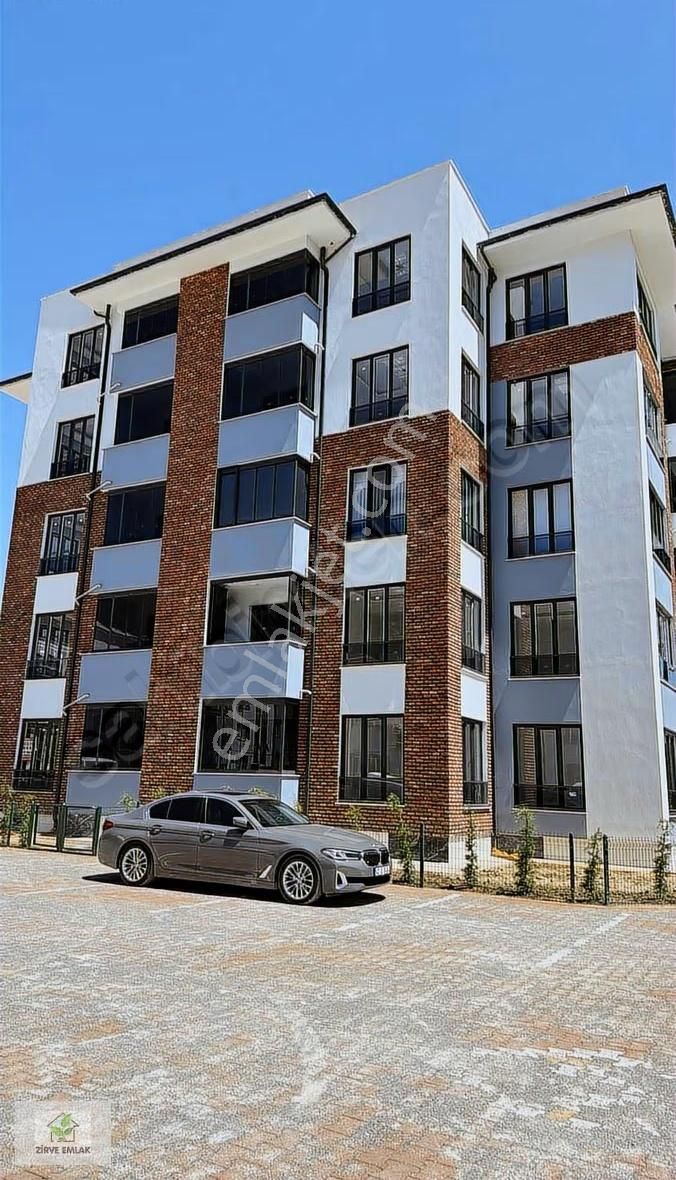 Zirve Emlak Satıyorr Gazi Mah Ultra Lüx 3+1 165 M2 Daire Kaçmaz - Görsel 24