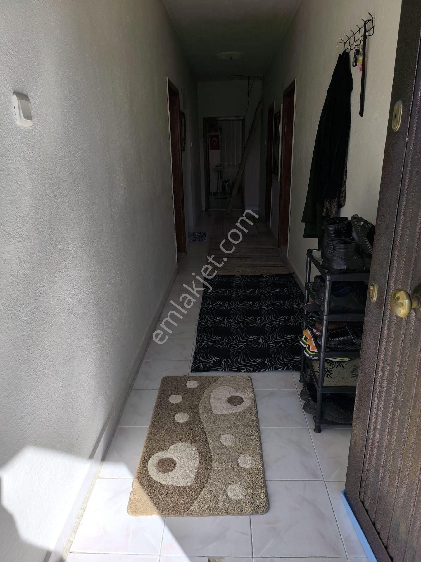 Merkezi Konumda, Bahçeli, Otoparklı 6+2 Müstakil Ev Fırsatı! - Görsel 5