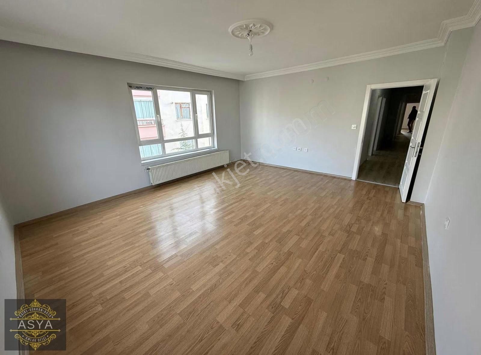 Ufuktepe Ana Cadde Üzeri Ara Kat Full Yapılı 3+1 Kaçmaz