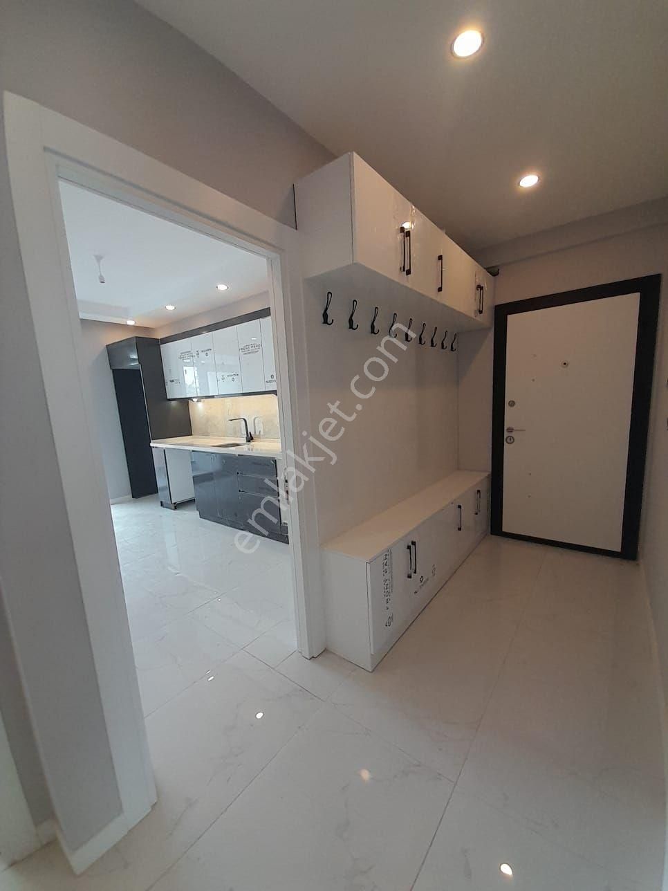 Esentepe Mahallesinde Satılık Sıfır 2+1 - Görsel 6