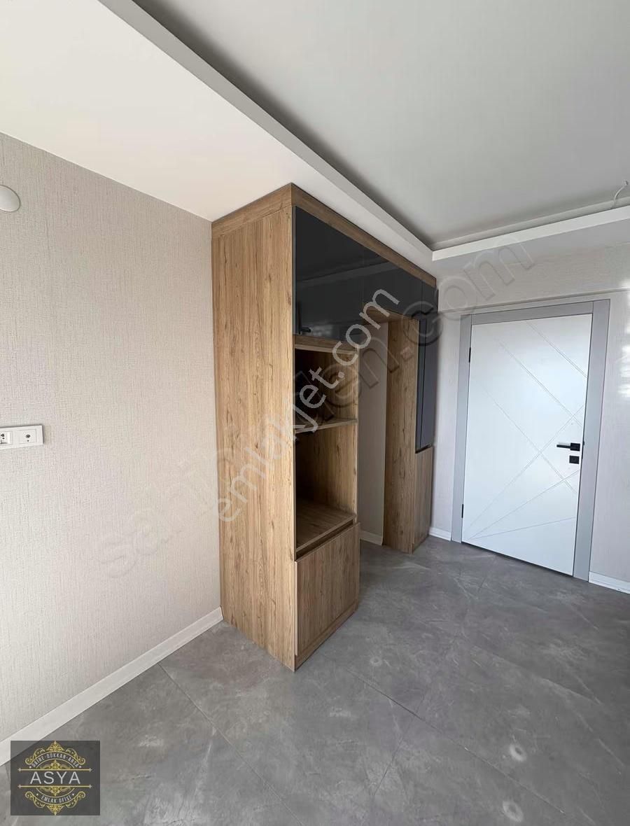 Yenimahallede Oturuma Hazır 3+1 Satılık Daire - Görsel 3