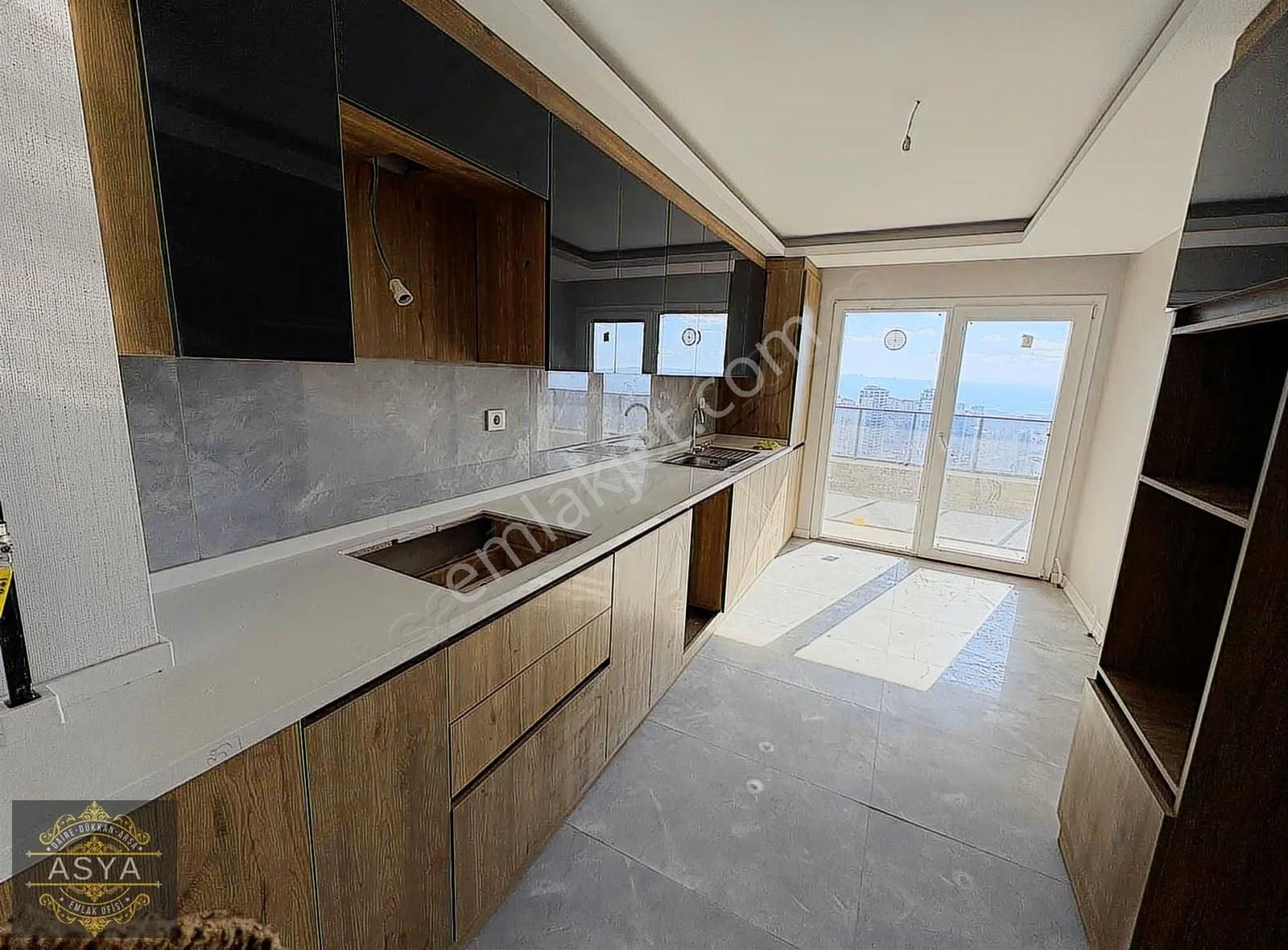 Yenimahallede Oturuma Hazır 3+1 Satılık Daire - Görsel 4