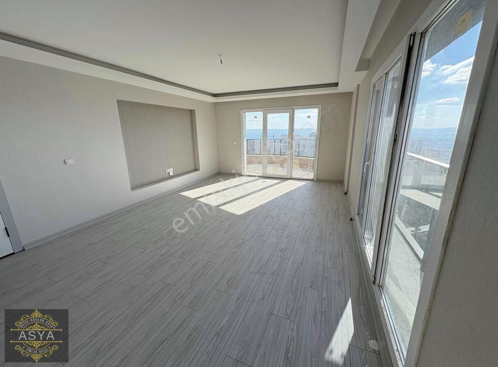 Yenimahallede Oturuma Hazır 3+1 Satılık Daire - Görsel 11