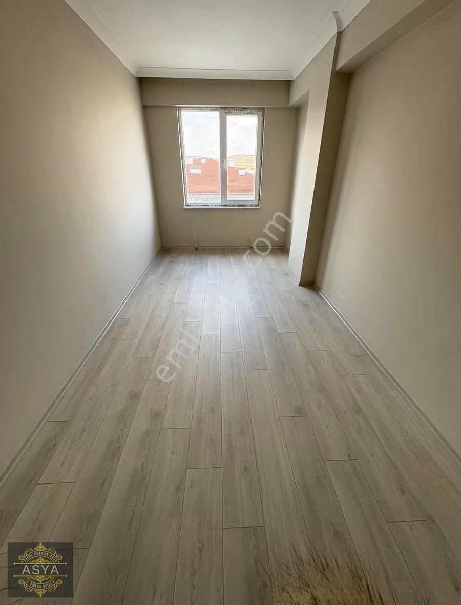 Tebessüm Şehri Pursaklardan 3+1 Oturuma Hazır Daire - Görsel 8
