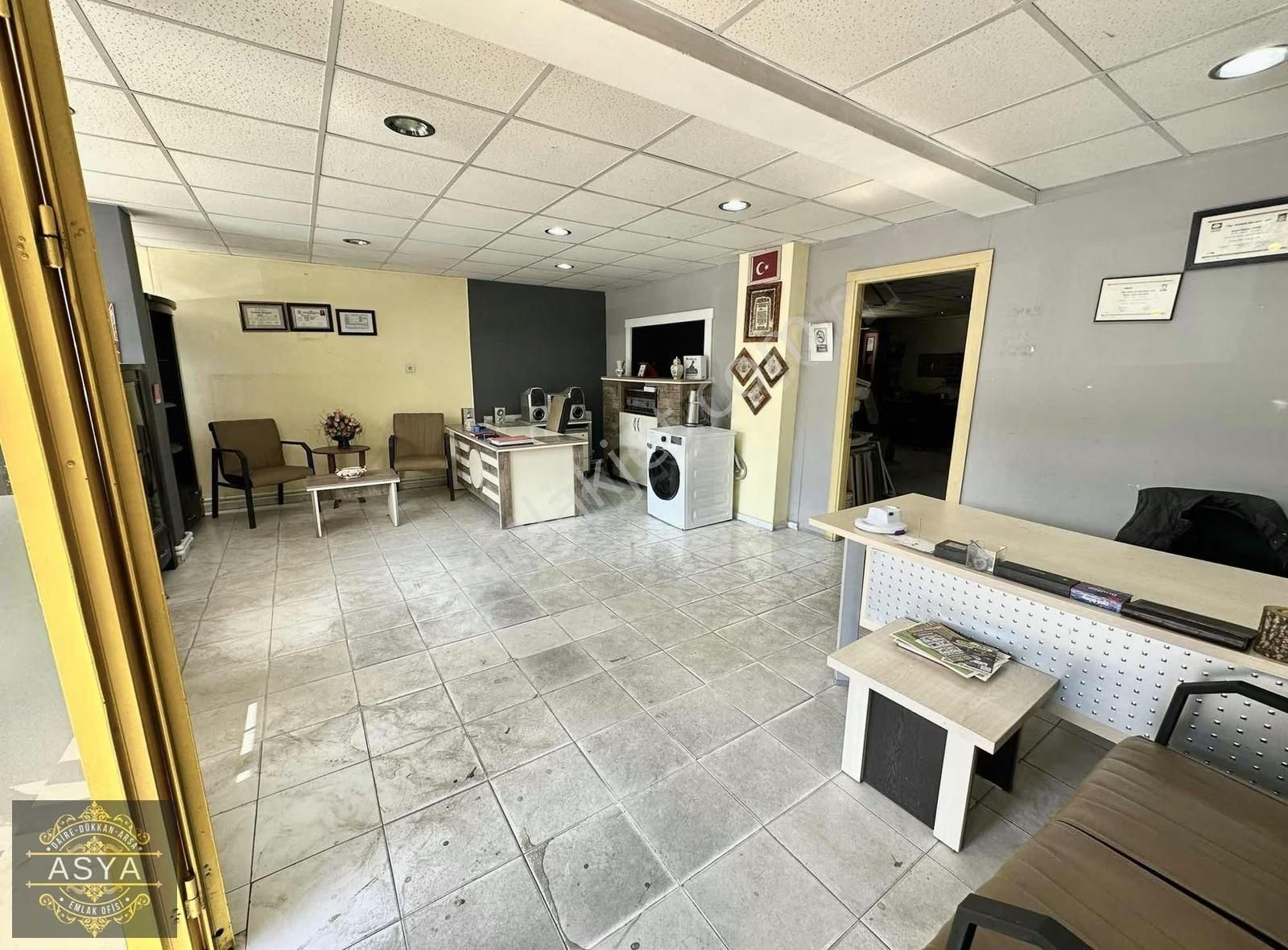 Kızlarpınarı Cadde Üzeri 110m Fırsat Dükkanı Hızlı Gelen Alır - Görsel 3