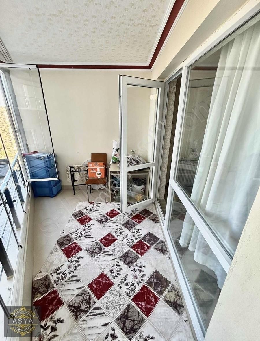 Hacıkadında Full Yapılı Kat Konumunda Ön Cephe Geniş Mt2 2 Banyo - Görsel 4