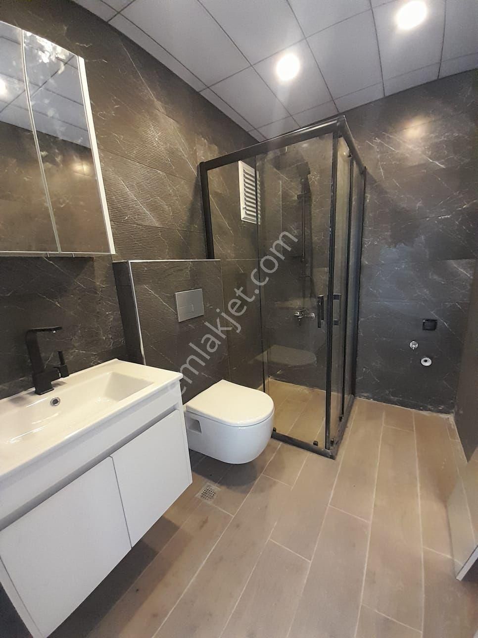 Esentepe Mahallesinde Satılık 2+1 - Görsel 9