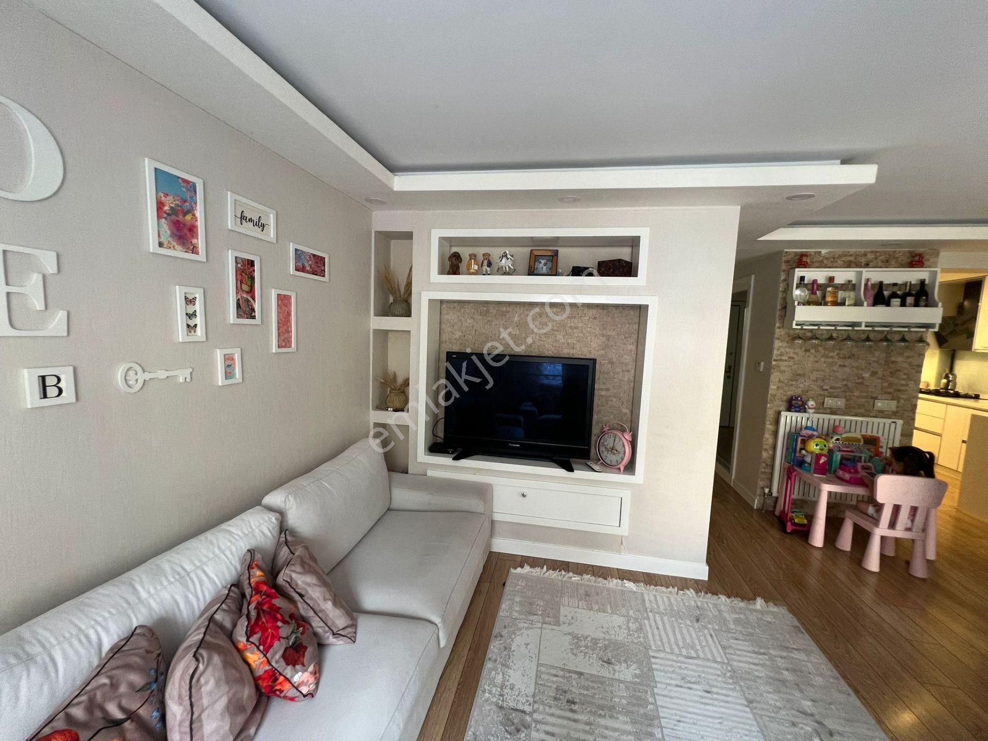 Kardelen Mah.yeşilliğin İçinde Ful Yapılı Köşe 4+1 Satılık Triplex - Görsel 15