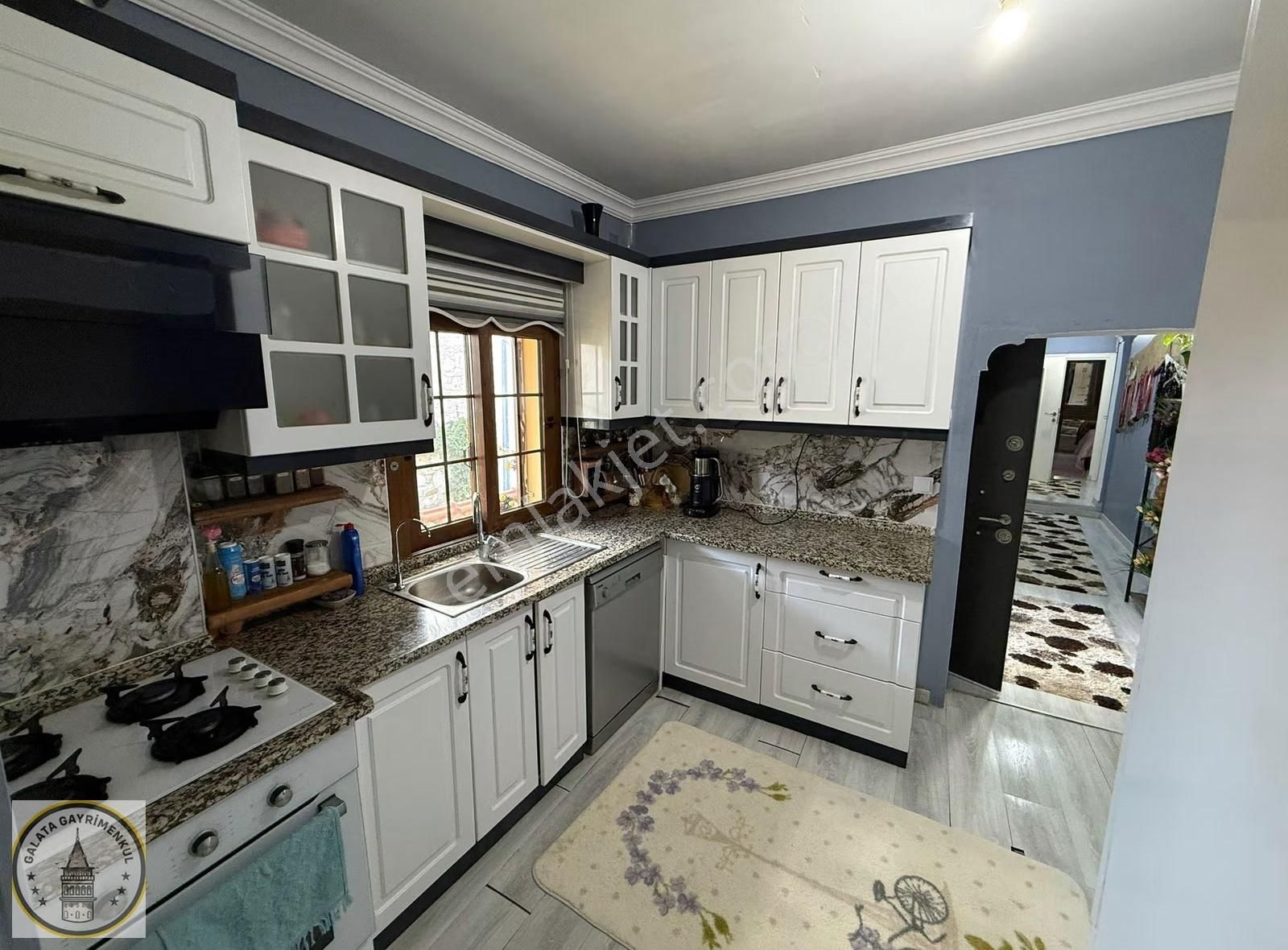 Galata,dan Söke Kemalpaşa Mah,de 220 M² 7+2 Satılık Taş Ev - Görsel 7