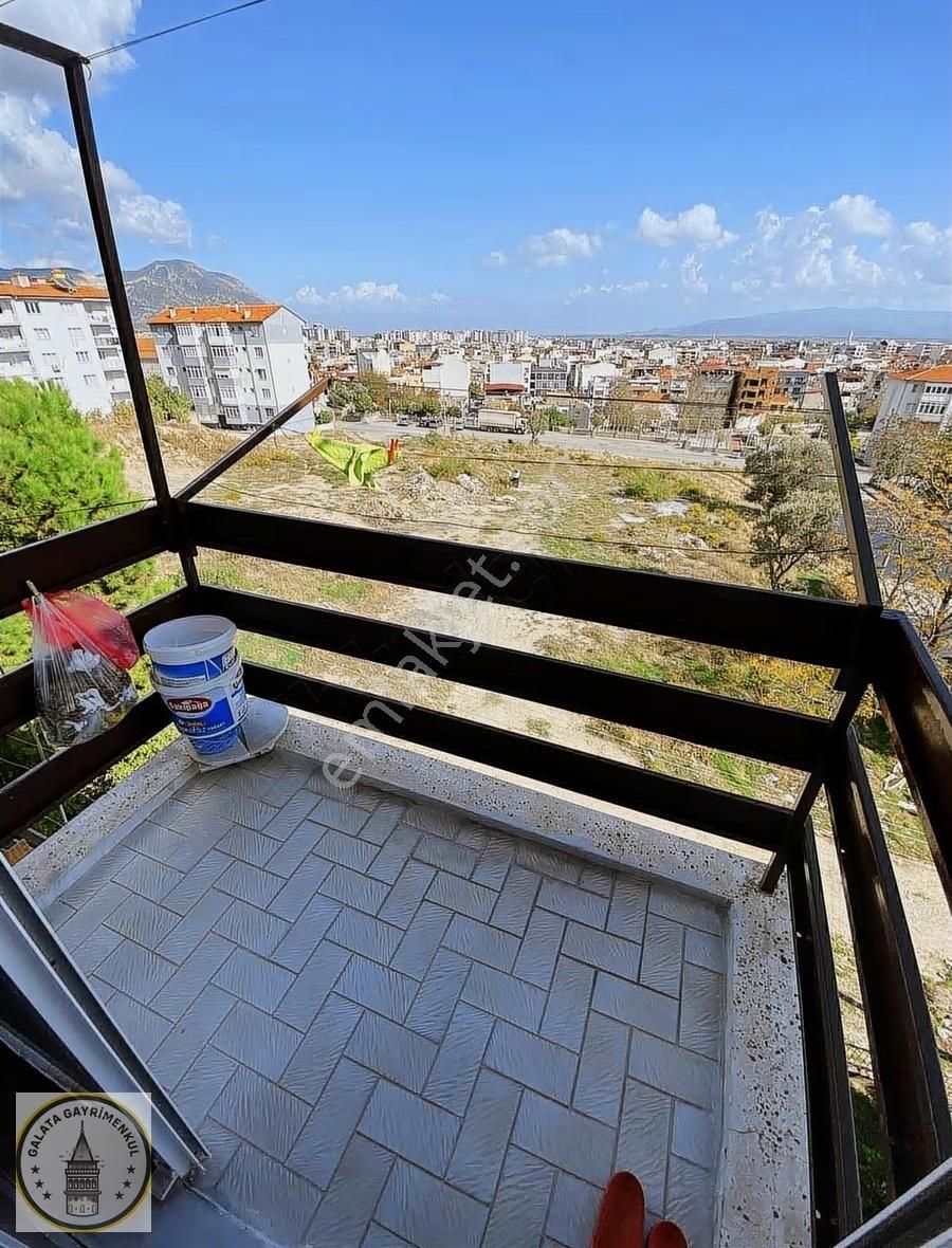 Galata'dan Çeltikçi Mahallesinde 3+1 Bakımlı Daire - Görsel 18