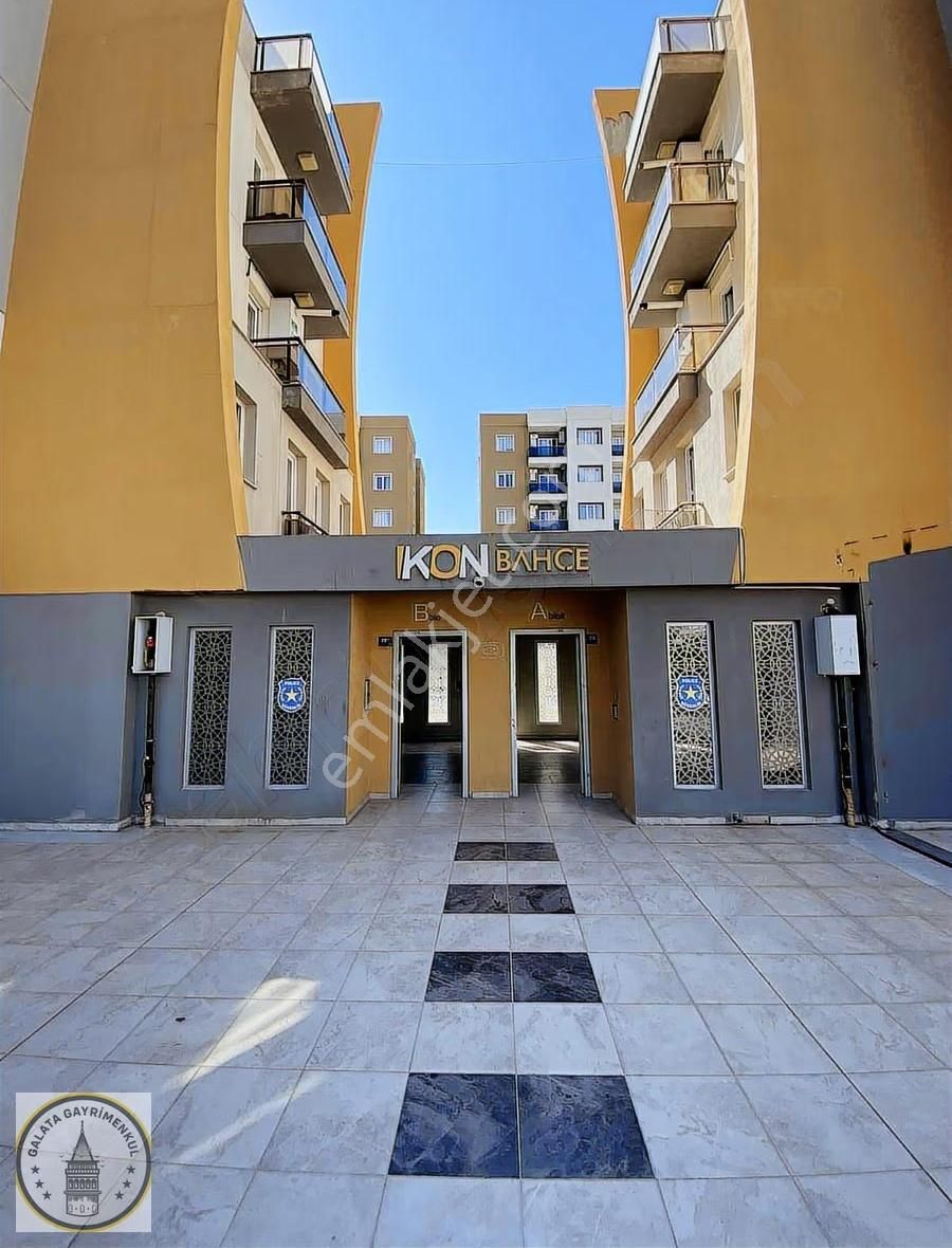 Galata'dan Site İçerisinde 1+1 Eşyalı Satılık Daire - Görsel 18
