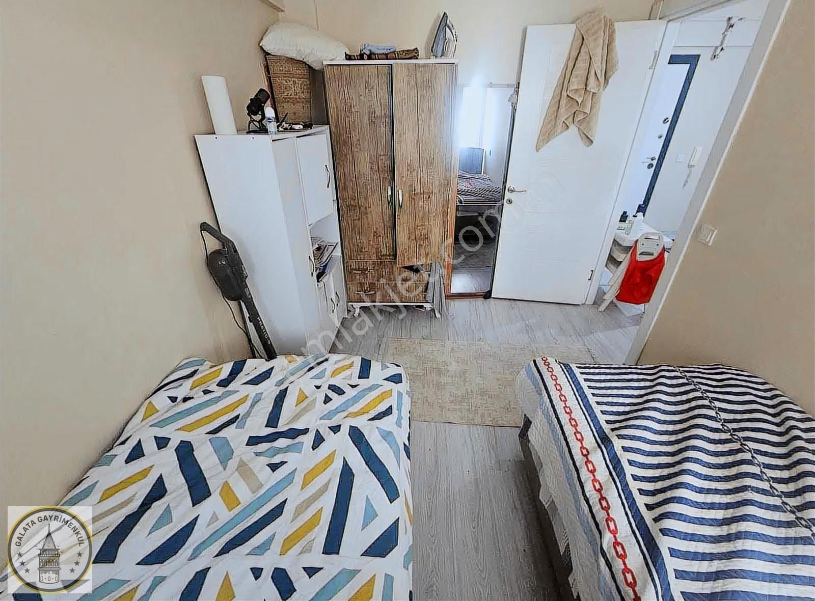 Galata'dan Site İçerisinde 1+1 Eşyalı Satılık Daire - Görsel 19