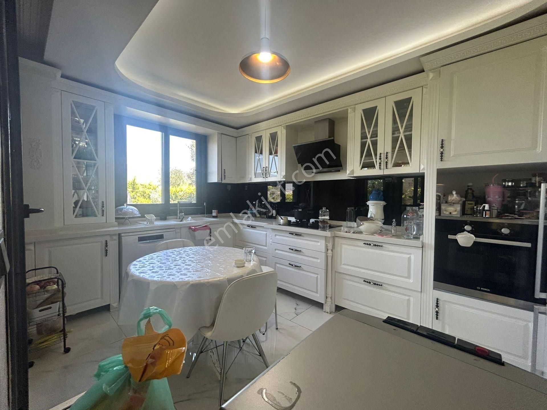 Yükselden Hamidiyede Havuzlu Sitede Bağımsız Bahçeli 5+1 Villa ▓ - Görsel 12