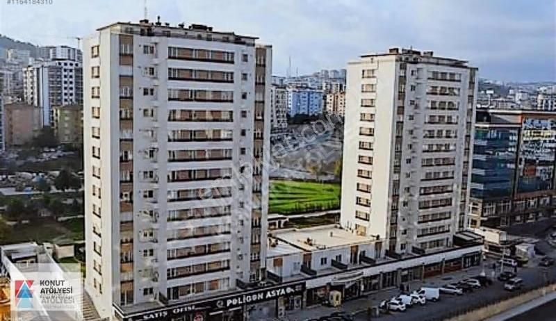 Royal Sitesi 1+1 | Hastane Metro Adım Mesafesi Yüksek Kiralı