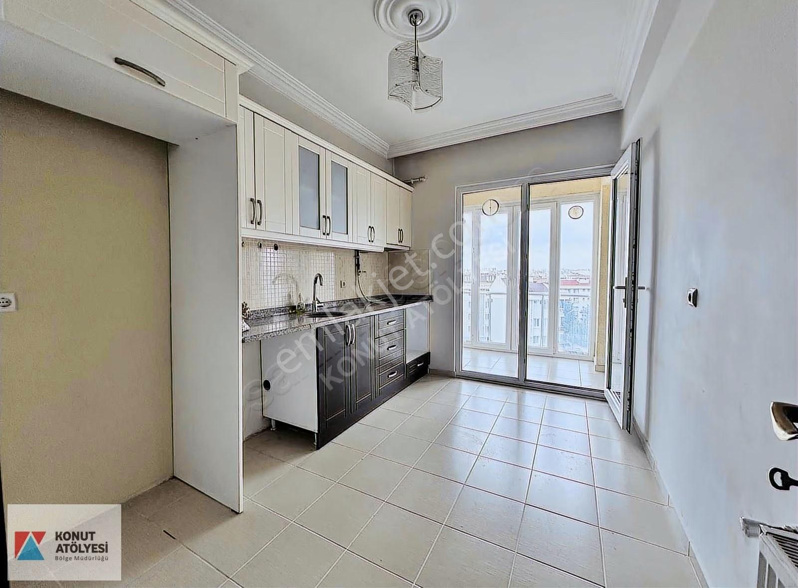 Sultantepe Sitesin'de Kiralık 2+1 Merkezi Konumda Sultanbeyli - Görsel 8