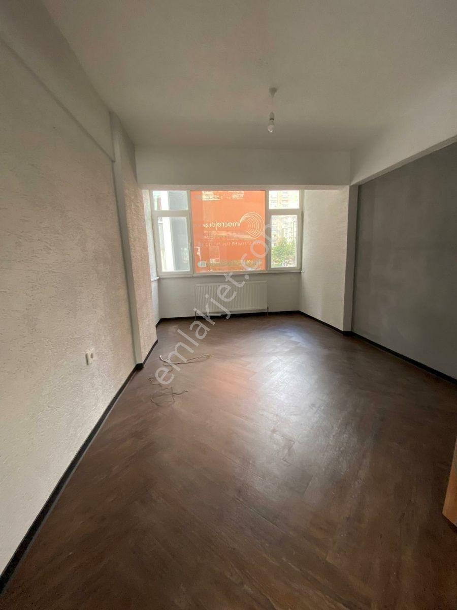 Beylıkdüzü Merkezde 120 M2 Ofis &büro Kullanımına Uygun - Görsel 20