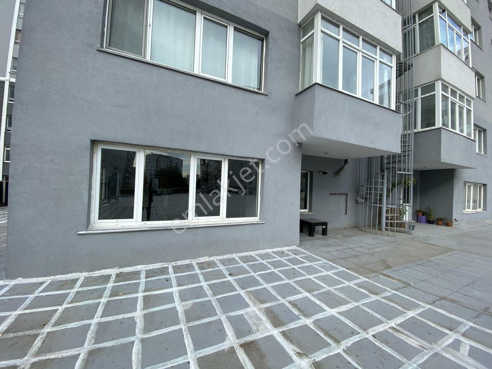 Beylıkdüzü Merkezde 120 M2 Ofis &büro Kullanımına Uygun - Görsel 2