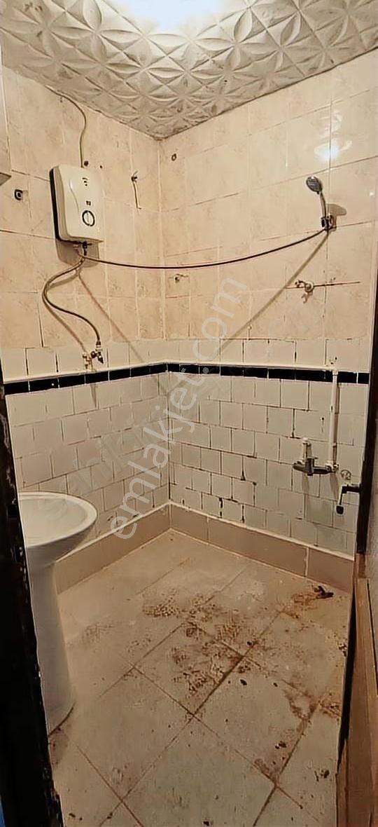 Çift Cephe Açık Balkonlu Aile Apartmanında - Görsel 3