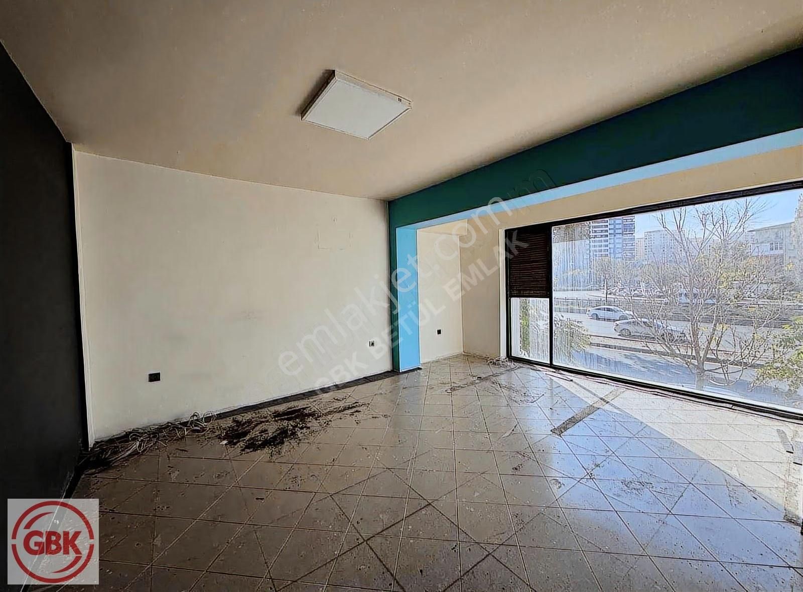 Siteler Girişi Showroom Ve Ofis Kullanımına Uygun 820 M2 Kiralık - Görsel 6