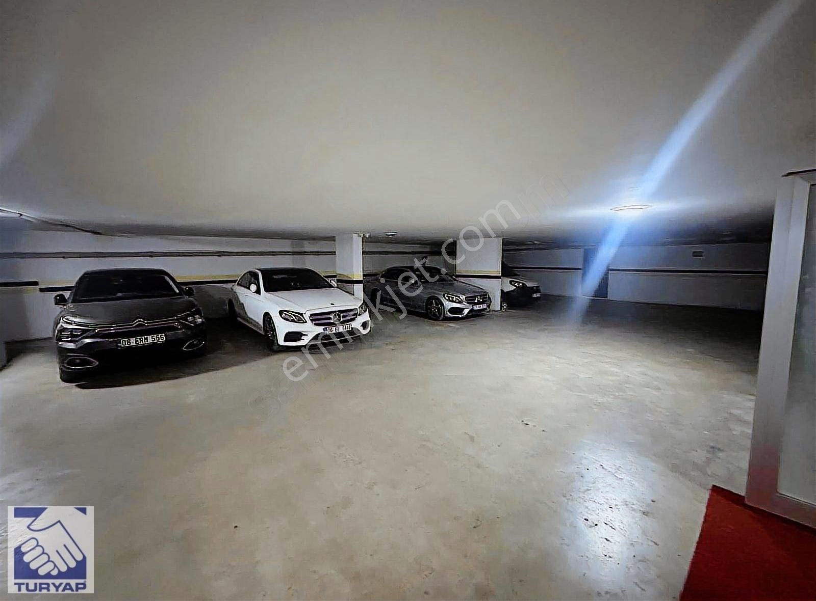 Mustafa Kemal Mah. Ofis Mahall Yakını Reyhan Plaza 130m2 - Görsel 3