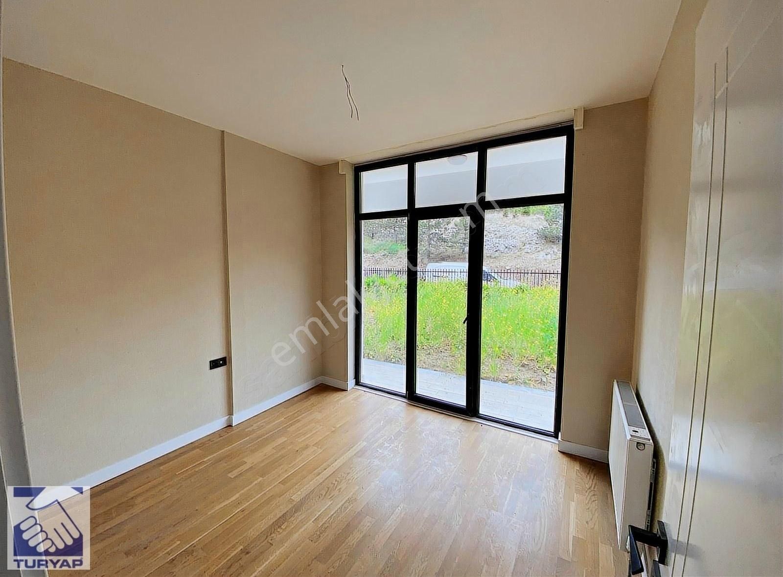 Eskişehir Yolu Üzerinde Villa Konseptli Kış Bahçeli Harika Daire - Görsel 3