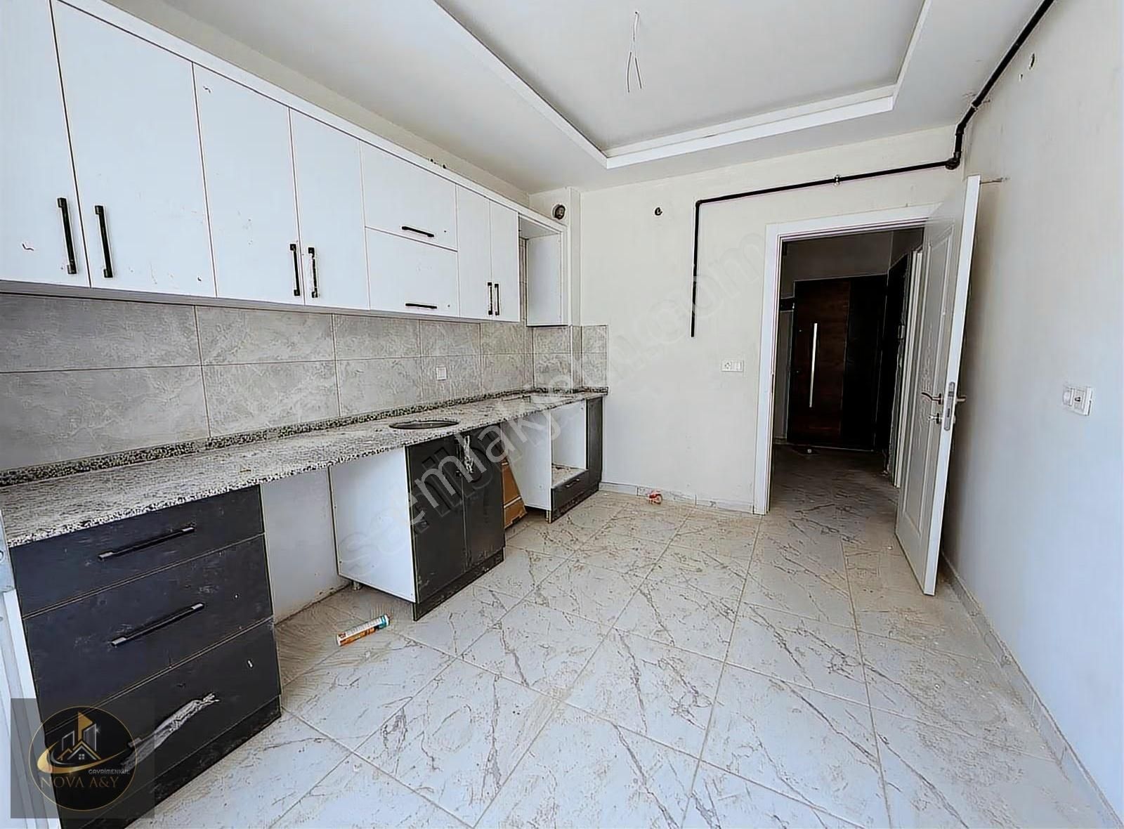 Nova A&y'den Fetih Cad. Tramvay Durağı Satılık 3+1 Sıfır Daire - Görsel 19