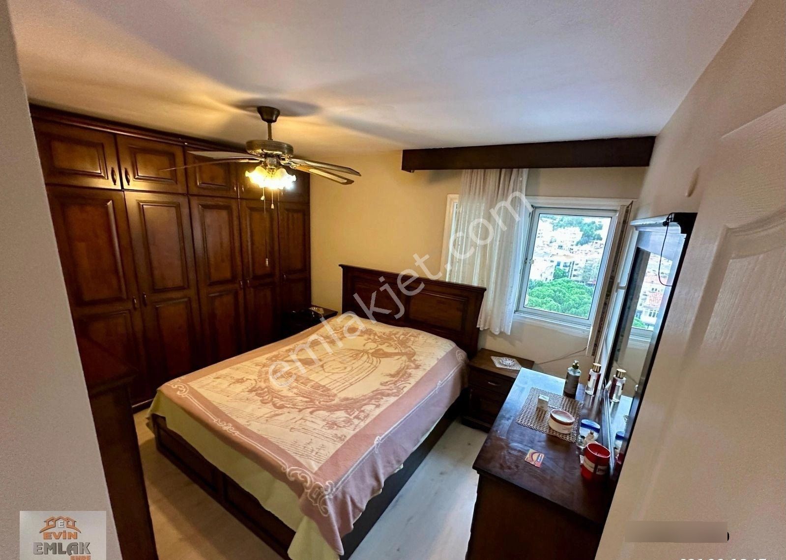 Panoramik Manzaralı...amerikan Koleji Karşısı Otoparklı 3+1 - Görsel 23