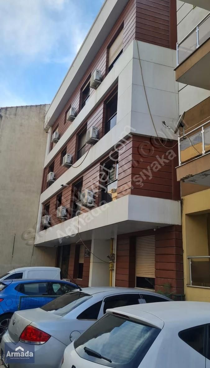 Bucada Eşyalı 1+1 Fırsat Satılık Daire Fakülteler Yakını