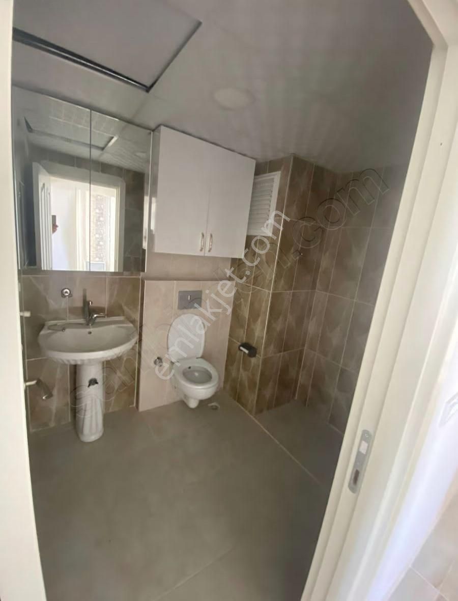 Gold Plus Emlaktan Gültepede 2+1 Geniş Oturum Daire - Görsel 2