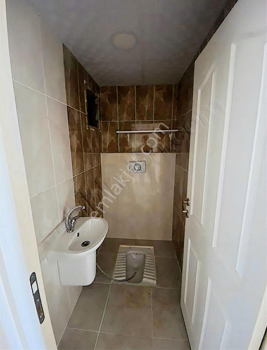 Gold Plus Emlaktan Gültepede 2+1 Geniş Oturum Daire - Görsel 12