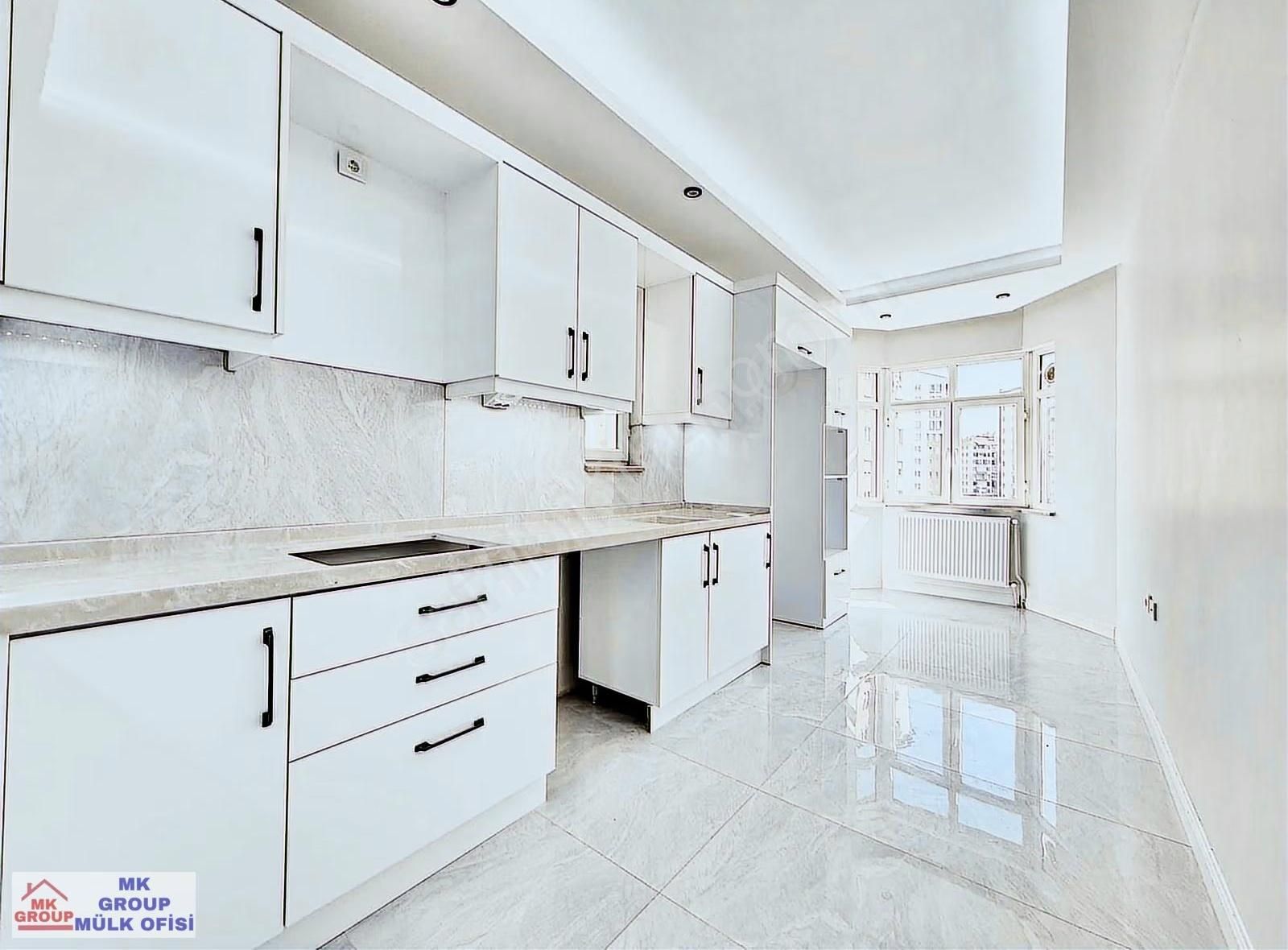 Alparslan Mah. Mükemmel Lokasyon Da Komple Yapılı 3+1 Satılık - Görsel 3