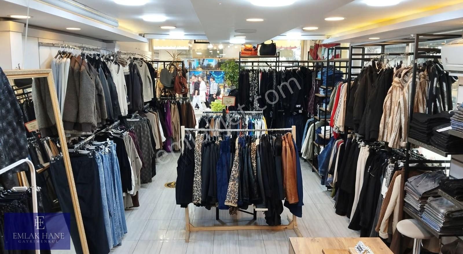 Ana Arter Yüksek Cirolu Gazi Caddesinde Bayan Giyim Mağazası*** - Görsel 6
