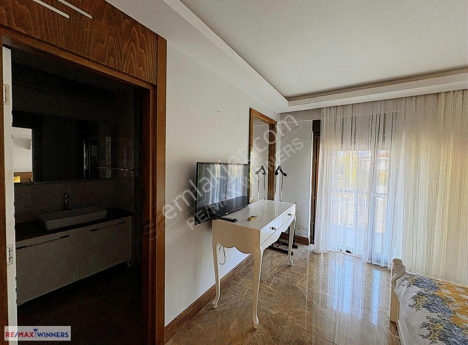 Caratpark'ta 4+1 Satılık Dubleks Vılla - Görsel 10