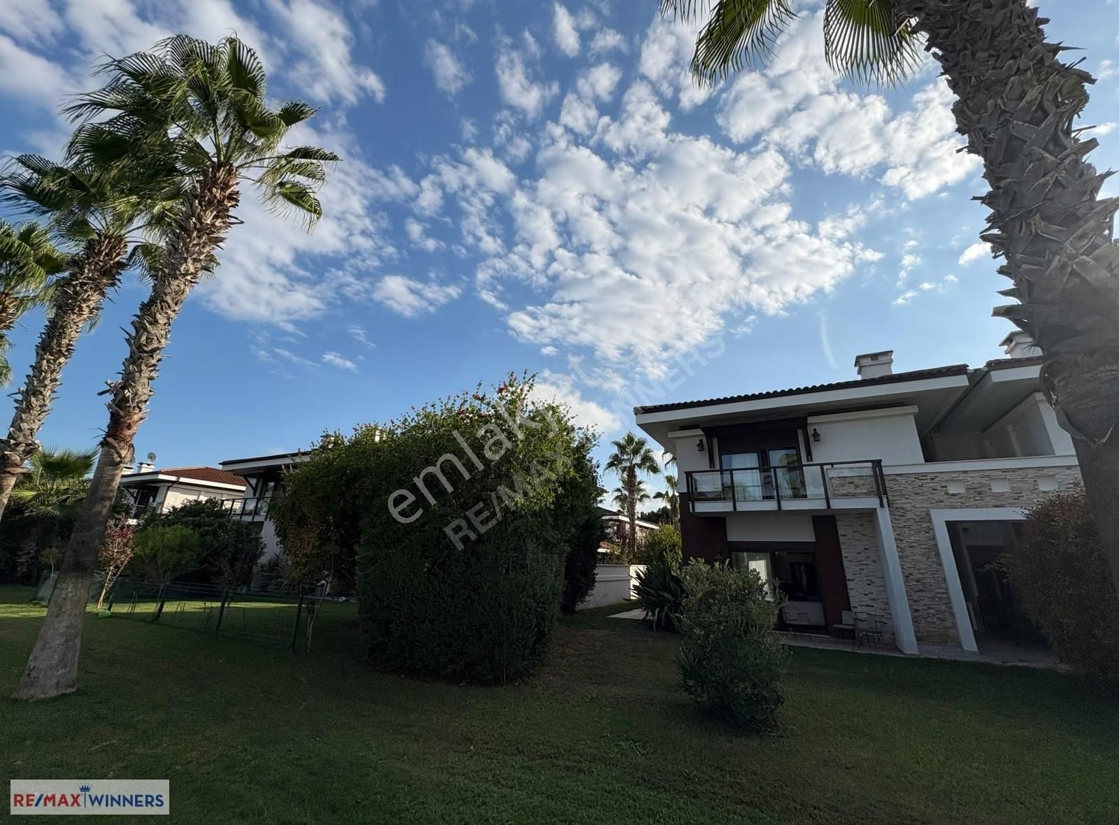 Caratpark'ta 4+1 Satılık Dubleks Vılla - Görsel 5