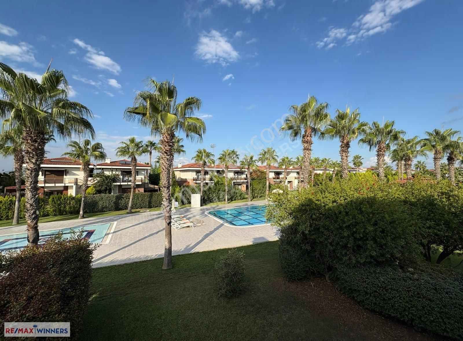 Caratpark'ta 4+1 Satılık Dubleks Vılla - Görsel 2