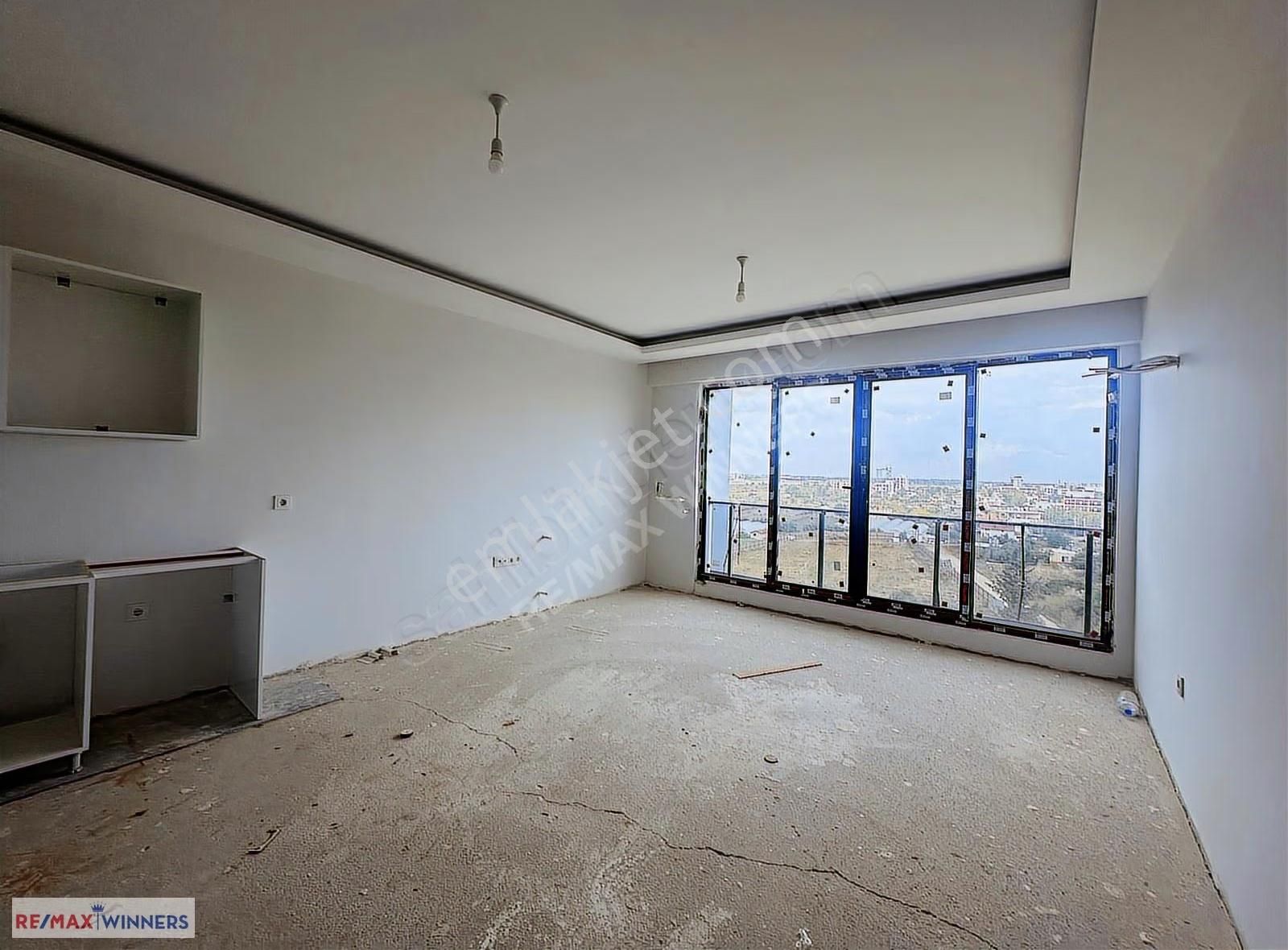 Flyport Rezidance Sitesinde Çift Banyolu Lüx 2+1 - Görsel 24