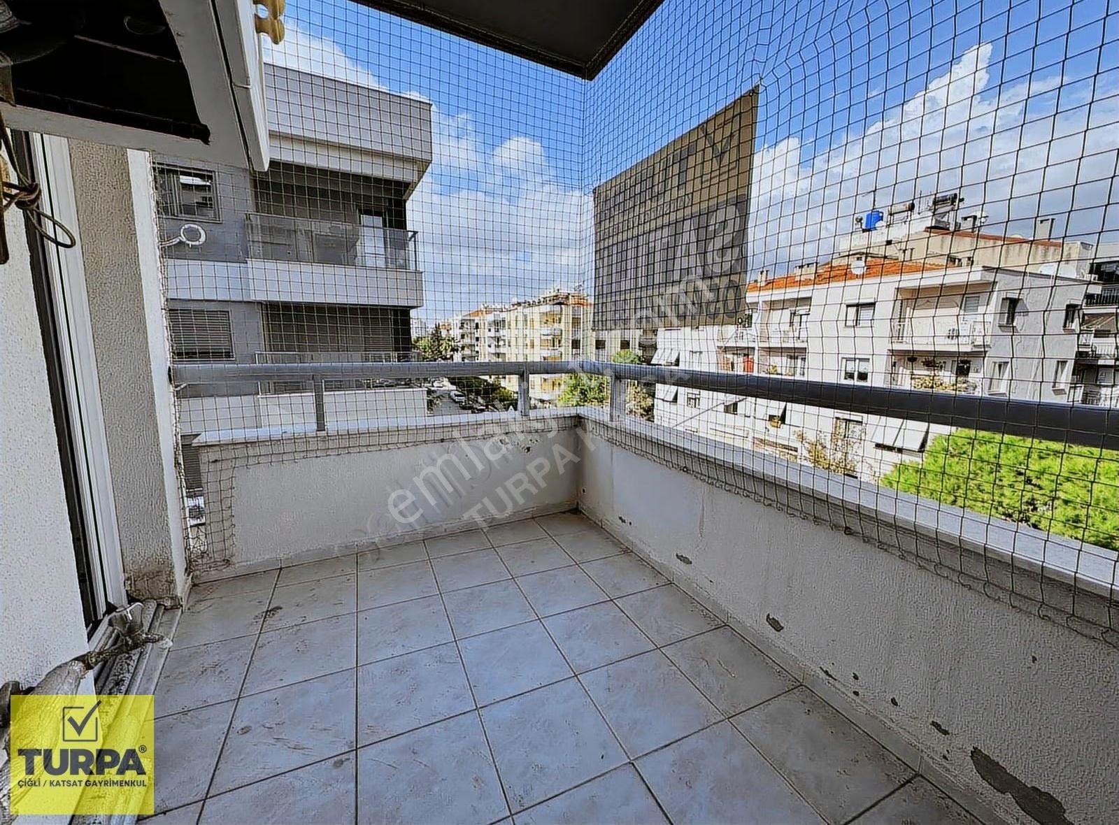 Bostanlı Akbank Sokağı Girişinde 3+1 Boş Daire - Görsel 24