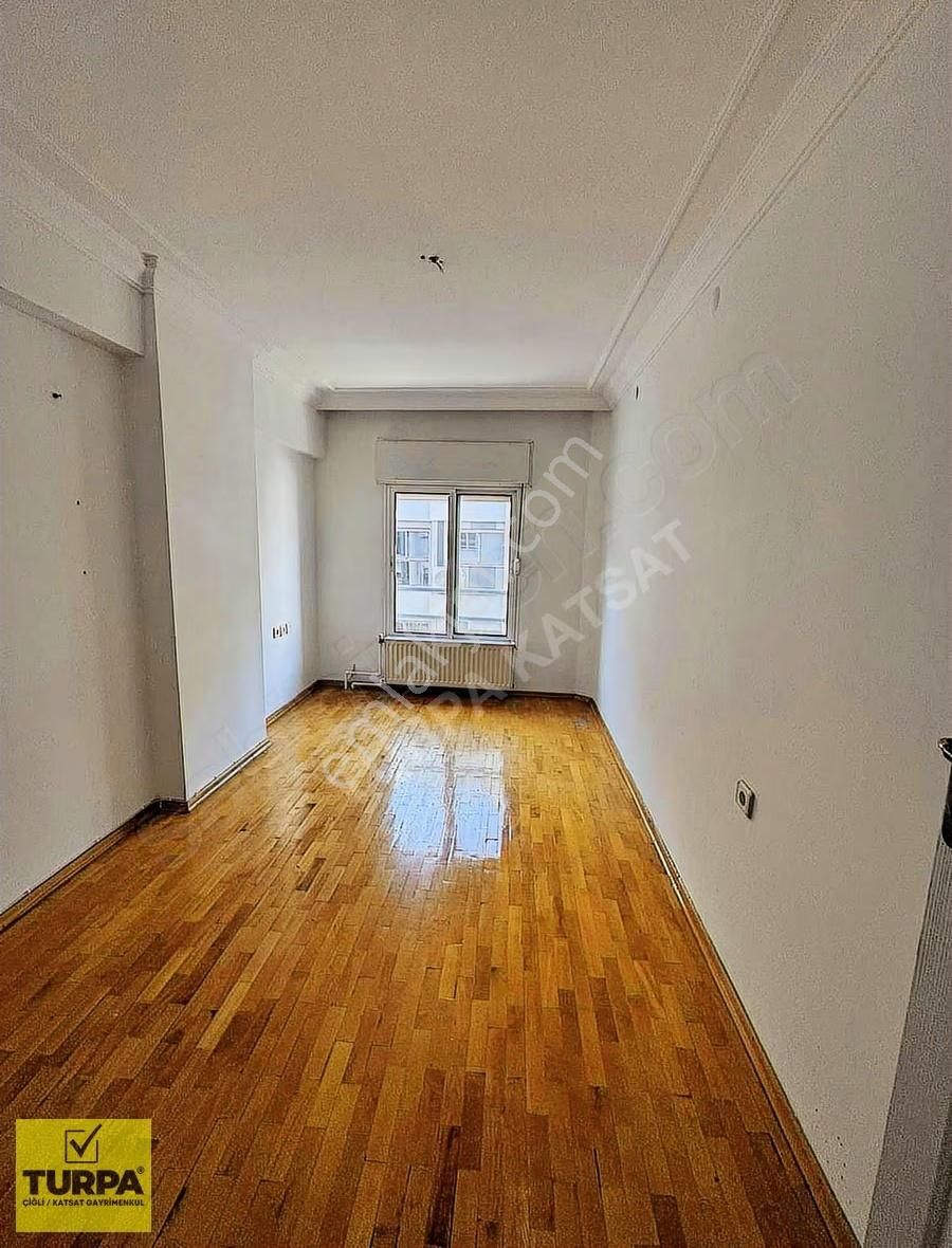 Bostanlı Akbank Sokağı Girişinde 3+1 Boş Daire - Görsel 17