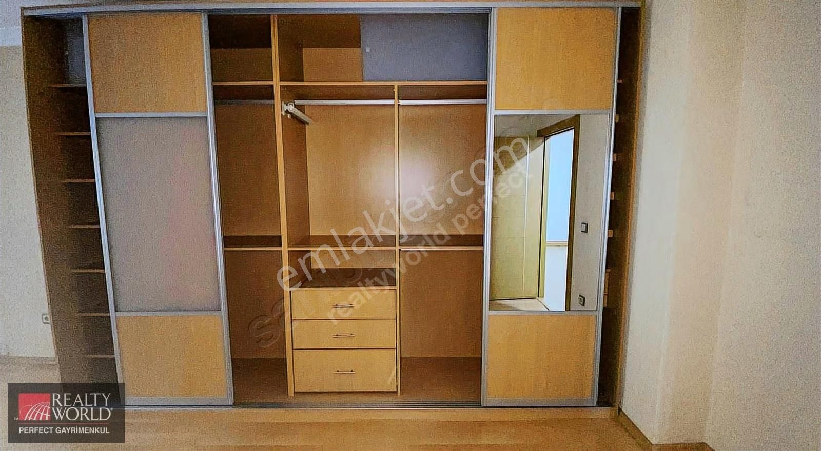 *realty World*büyükçekmece De Satılık Lüks Daire - Görsel 11