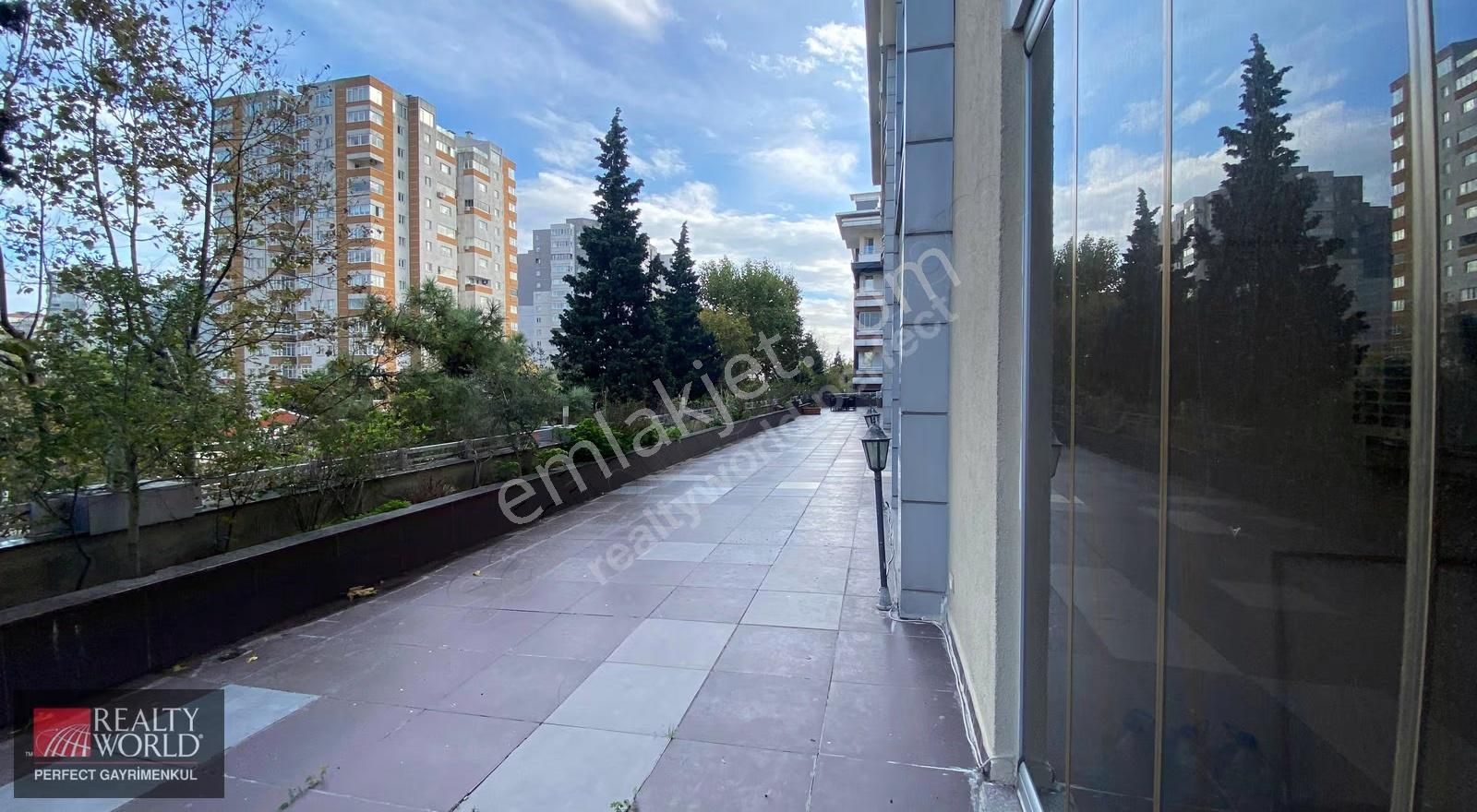 *realty World*büyükçekmece De Satılık Lüks Daire - Görsel 16