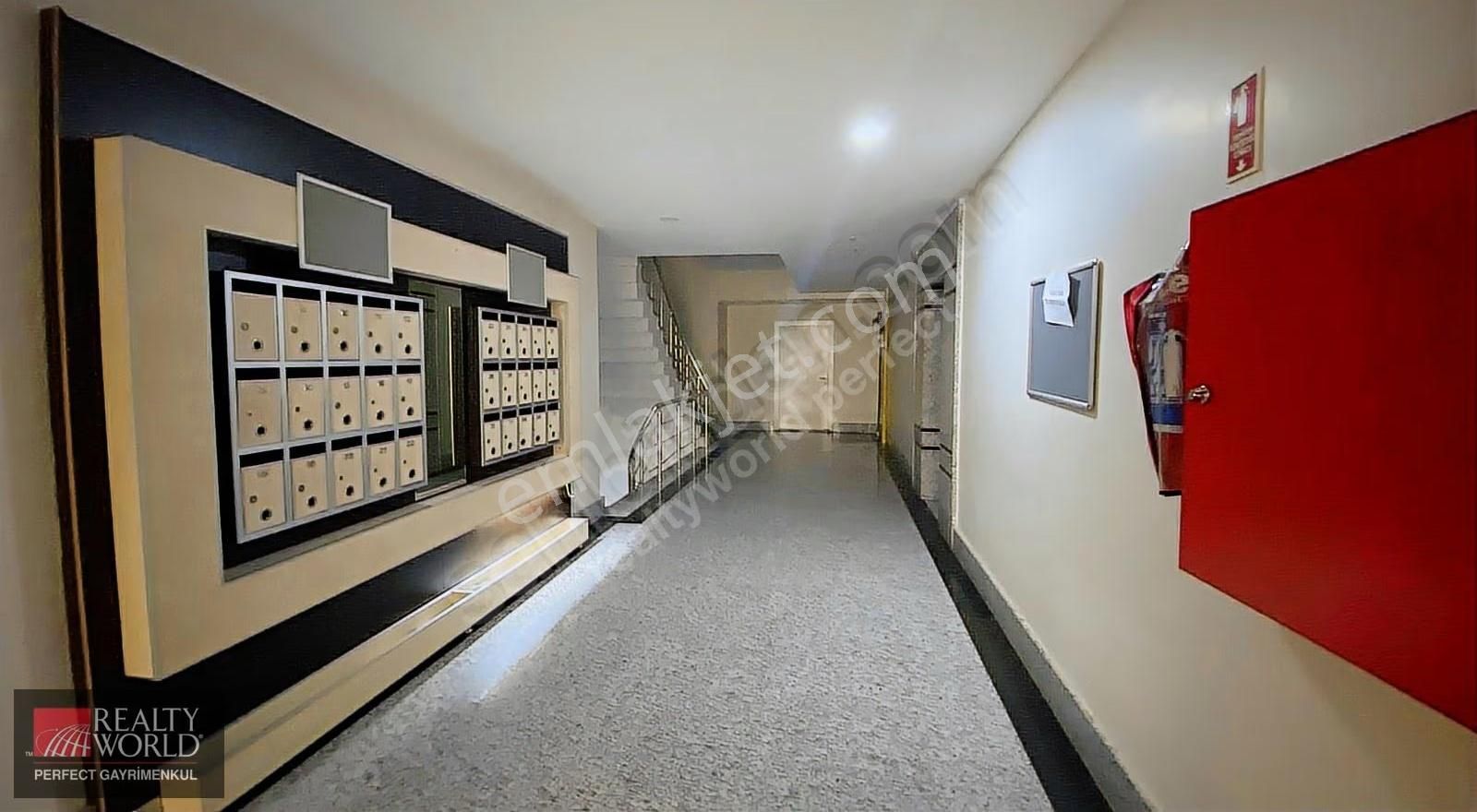 *realty World*büyükçekmece De Satılık Lüks Daire - Görsel 26