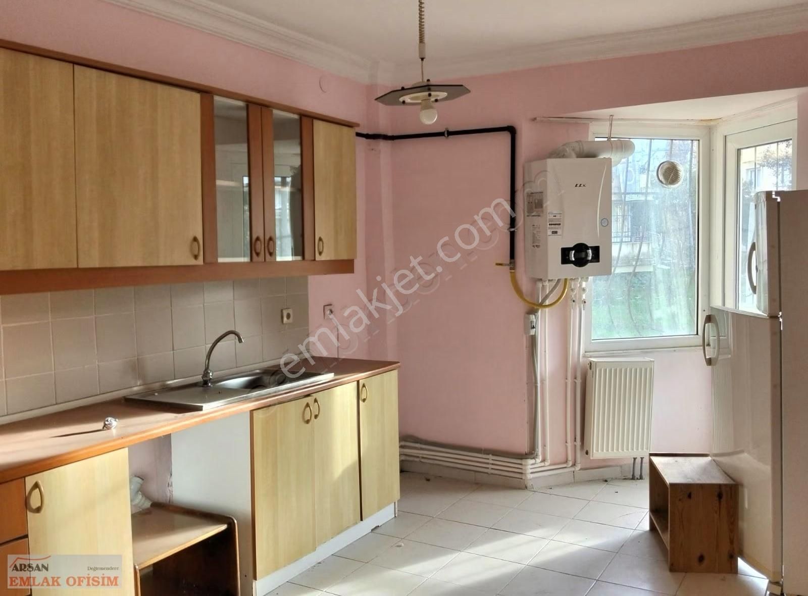 Deniz Manzaralı Satılık Yüksek Zemin Kat Kalıcı Konut 3+1 100 M2 - Görsel 2