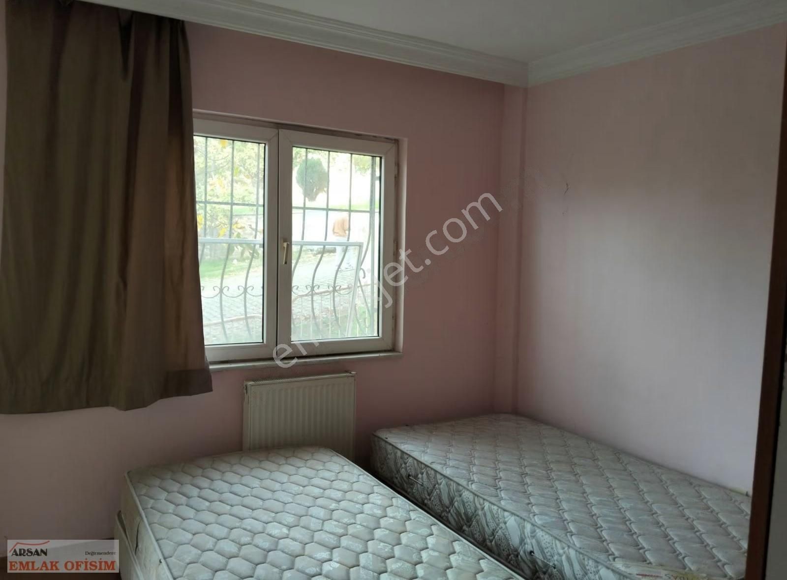 Deniz Manzaralı Satılık Yüksek Zemin Kat Kalıcı Konut 3+1 100 M2 - Görsel 3