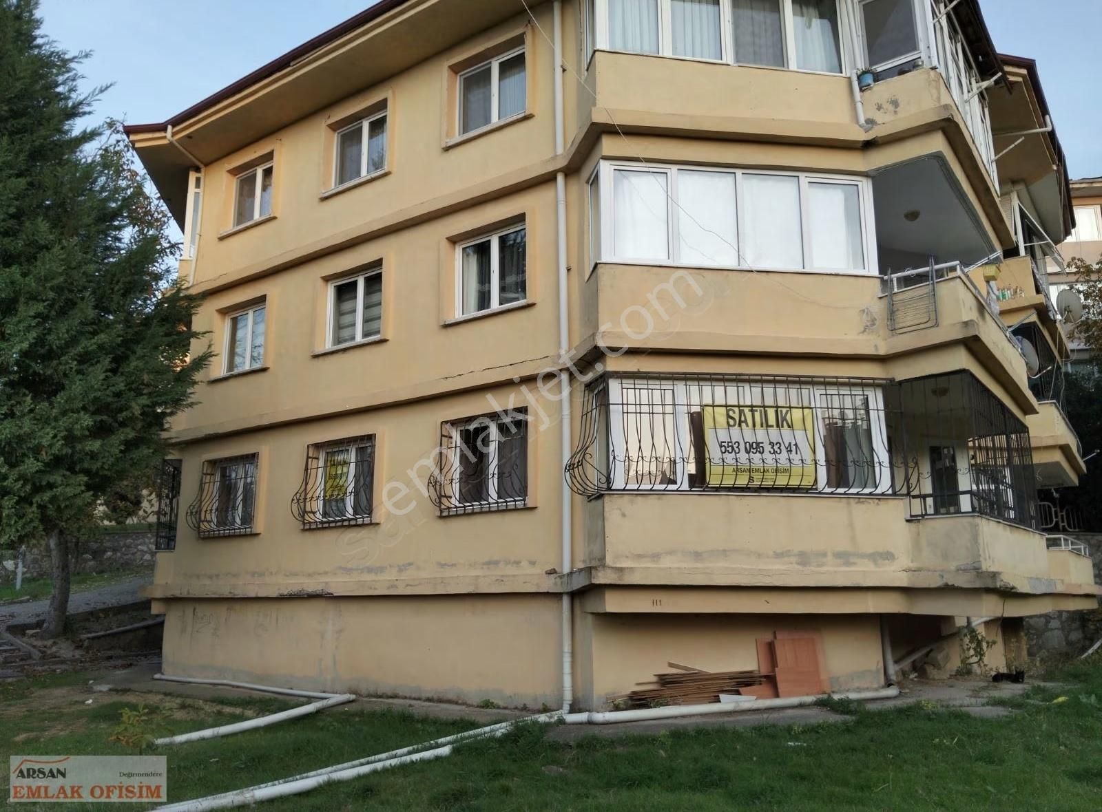 Deniz Manzaralı Satılık Yüksek Zemin Kat Kalıcı Konut 3+1 100 M2 - Görsel 27